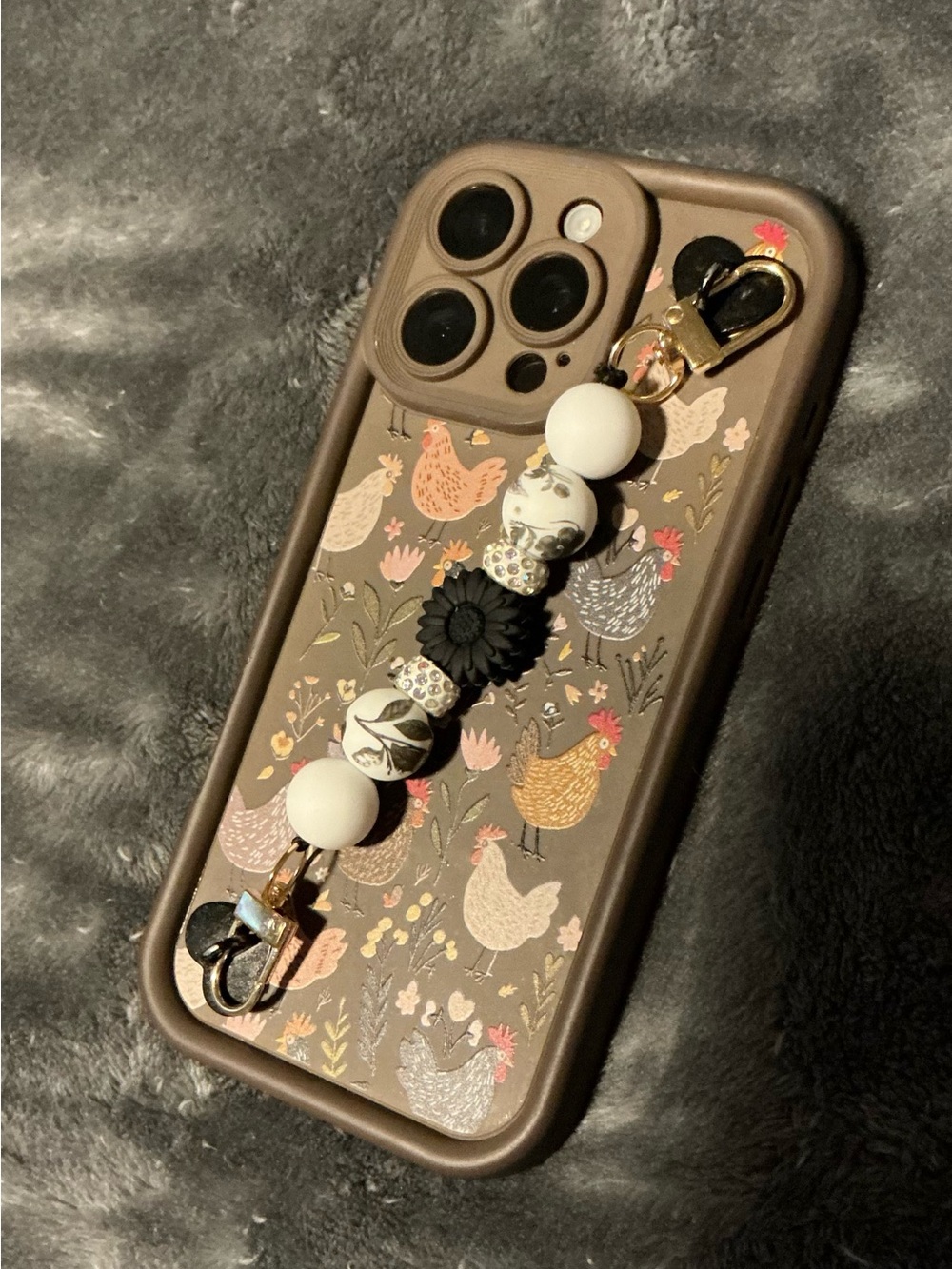 Decorative Floral Beaded Wrist Strap - Black and White